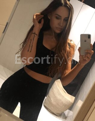 Anja (Lea) GFE - Independent  in Aarhus - for short time Superfrench with CIF  Real GFE ⭐️Real photo  Real French Kissing  Super service