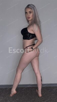 *** FRESH - SOPHIE - REAL GFE ***