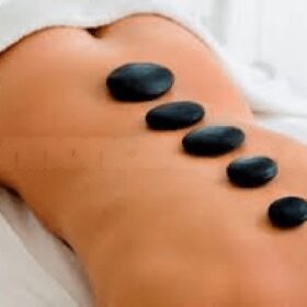 Afstressende og pirrende #kropsmassage af uddannet massør PRIVAT træffes SØNDAG den 20.04