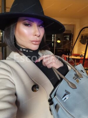 BALERI DEEP & QUEEN Throat Gagging & FIND ME IN ONLYFANS & BLOW SPECIAL EFFECTS & Threesome