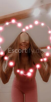 ️ #DANSK PIGE ️ #BLOW í verdensklasse  #ESCORT #AALBORG OG NORDJYLLAND  SKRIV DSKRIV OG HØR  ÆGTE #KÆRESTESEX ️