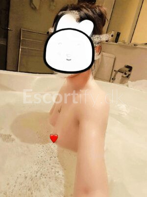 ️‍First time in Aalbog ️‍ Good relaxing services by young sweet girl ️‍ Pls Book by SMS Now !! 91987412