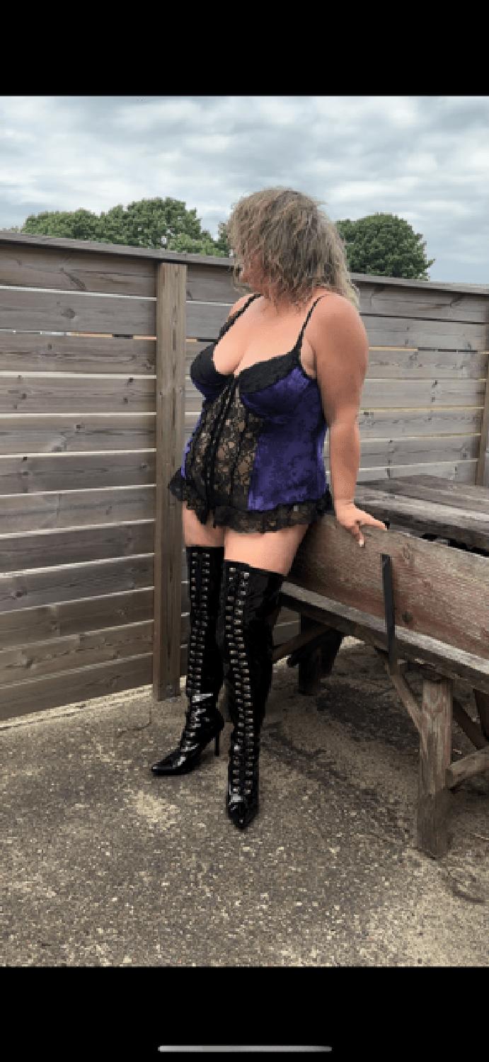 Jeanette ️ Karup: Fredag + Lørdag ️ Ring for aftale / Besvare ikke sms. ️ Tlf.52701341