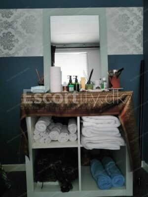 Khon Kaen Thai Massage Mobil: 71949403