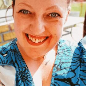 LÆKKERT PÅSKE TILBUD ️ PRIVAT HOS MIG & ESCORT  NATUR-SEX ️ 100% DANSK - TRUSSE-LØS & SMASK-VÅD SPRØJTE MIS  LIDERLIGE LIVA ER MAX KLAR