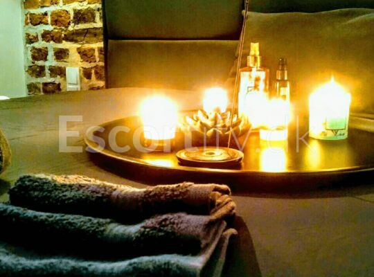 Mirella, in Aarhus, skilled masseuse , Milking massage table,Unique prostate orgazme in the special way, Prostate massage included in the price