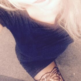 MISS D FORFØRE I HADSTEN FREDAGQUEEN OF BDSM️EFTERTRAGTET~GUDESMUK~FEMININ~ÆGTE & UNIK GUDINDE INDTAGER DIN PERVERSE SJÆL