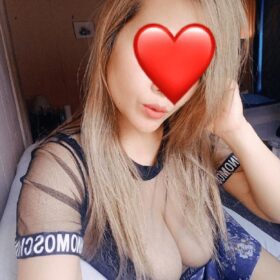 Ny Thai pige i Vejle, klar på alt du ønsker️ bestille tid hos Ida og Lisa i Vejle på 81900684 a