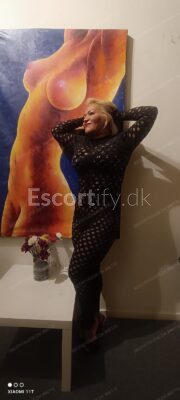 Outcall & Incall Sussi mature milf frækk storbarmet i Rødovre / Hvidovre