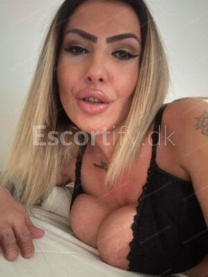 PAMELLA QUEEN OF THE BEST BLOW PORN EXPERIENCE