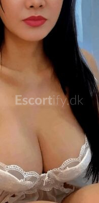 Smukke unge Anja (78803995