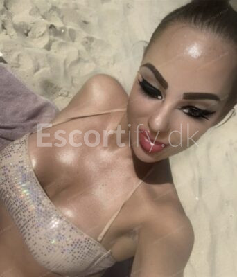 SWEET EVITA LAST DAYS!! :) 15 MIN ONLY 400! CASH/REVOLUT!