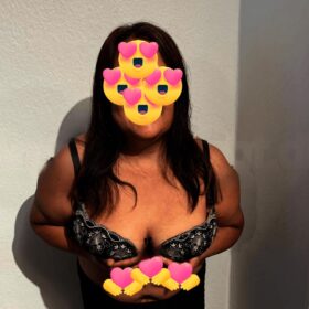 Tilbud 300kr/400/+happy end kun 700krUlsted Thaimassage️Ring eller SMS 52609808