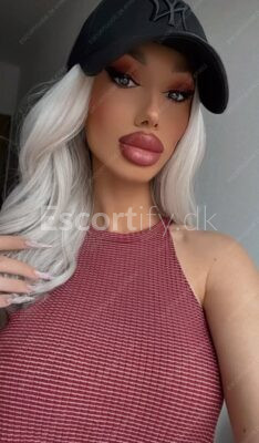 SWEET PARTYSQUIRT