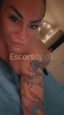 VIKI french kiss multicum superfrench INCLUDET ESCORT 24H