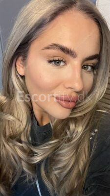 KINKY SPANISH GIRL 100% REAL INCALL OUTCALL MOBIL PAY