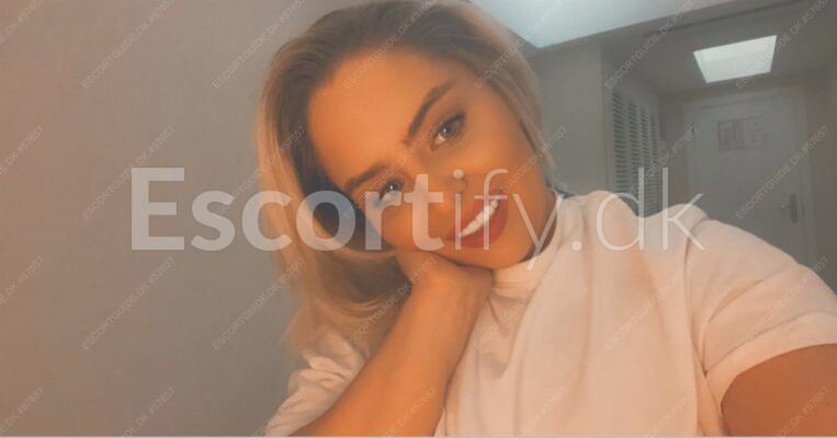 KINKY SPANISH GIRL 100% REAL INCALL OUTCALL MOBIL PAY