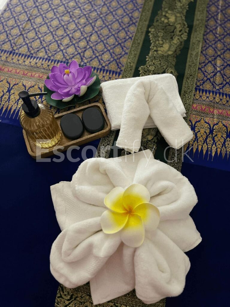 Thaimassage new girl in Esbjerg ️ sweet girl and good care of you Real pictures ️ she offer good massage 🇩🇰