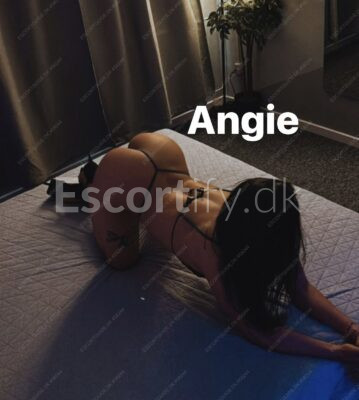 *ABEL CATHRINESGADE *5 girl’s nice and sexy waiting for you*We accept cash,revolut or mobilepay*