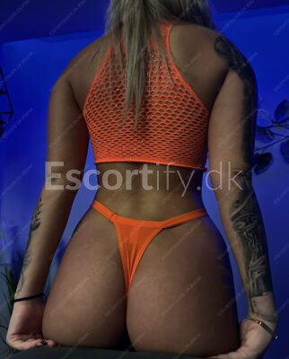 *ABEL CATHRINESGADE *5 girl’s nice and sexy waiting for you*We accept cash,revolut or mobilepay*