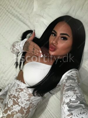 KIM️ THE BEST BLOWJOB️NATURAL BIG BOOBS 100%️