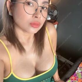 SOFIA: FP b2b med god massage 40 min 1000 kr