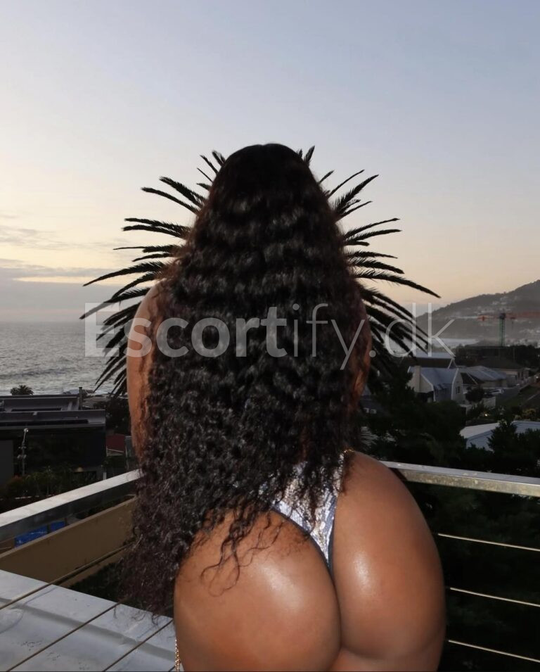 Hello gentlemen my name is Freda sexy beautiful chocolate girl, New In Slagelse