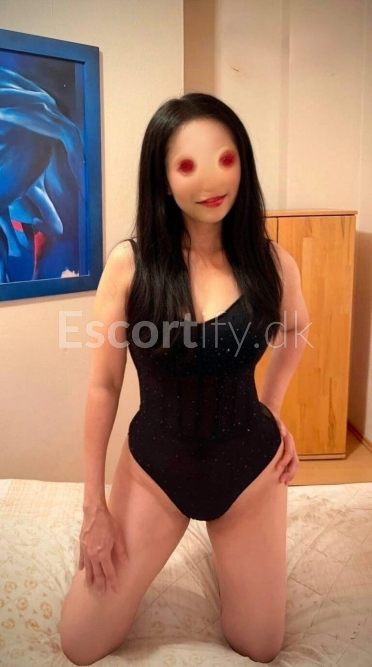️Hej skatNew lovely Thai girl odense svsmuk sexy pige med god hud hot girl professionel massage ‍️ good service  call ️ 52738141