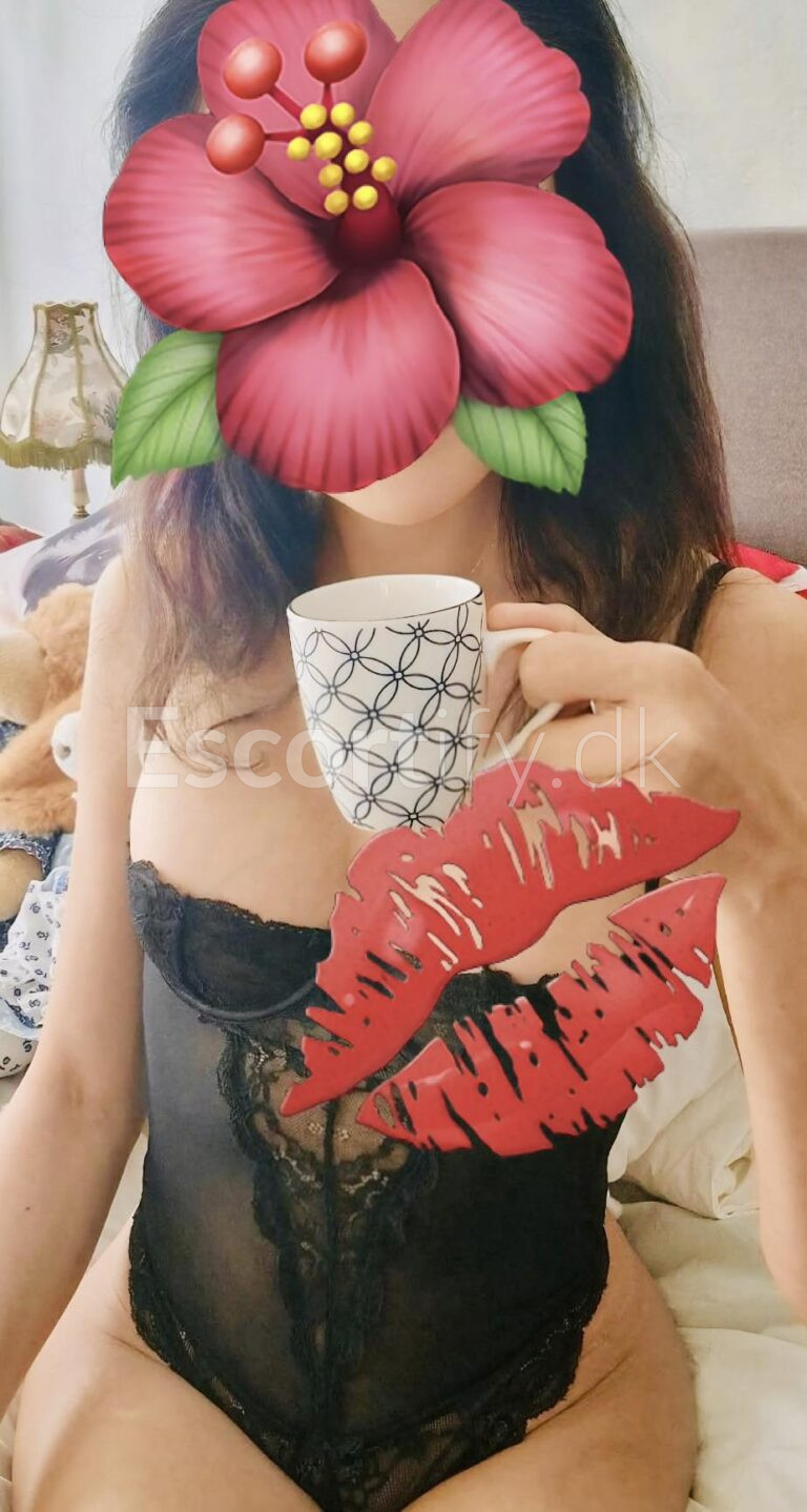 Hello guy i’m Tanya will give you comfortable and nice massage