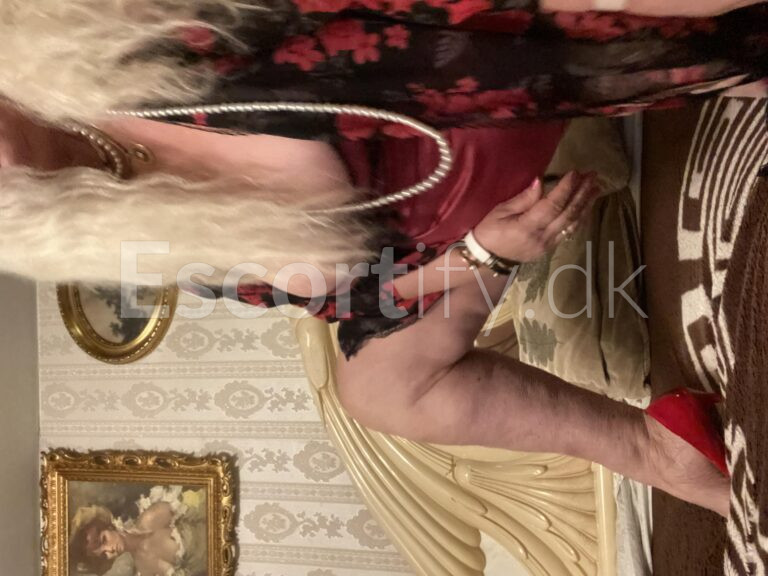 ️ RITAFyn.Priserne samme.Store bryster,natur!MILF med en diamant charmeGolden .KÆRESTE .Erotic Massage.Tantra. Rollespil.Eller PROSTATA.Dildu.Strappon
