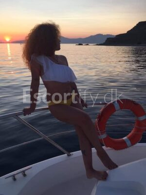 ️ HELLO, MY DEAR ️  I’m located in Frederikshavn 9900.  I’m Sofia, 38.  I’m waiting for you for an unforgettable adventure together…  Let’s create some b
