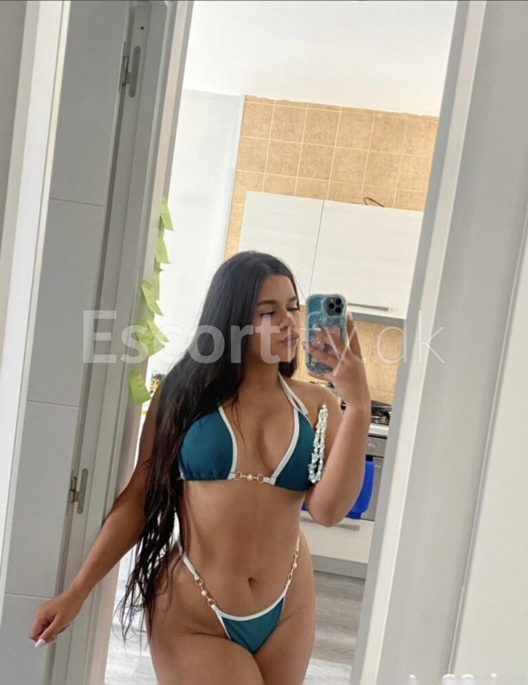 AARHUS 8230 . . SOY UNA CHICA SEVILLANA ESPAÑOLA MUY PERRA ME ENCANTA HACER DE TODO ME GUSTAN HOMBRES MUY SUCIOS LLAMAME ESTARE ESPERANDO ACEPTO PAYPAL REVO – escort i Midtjylland