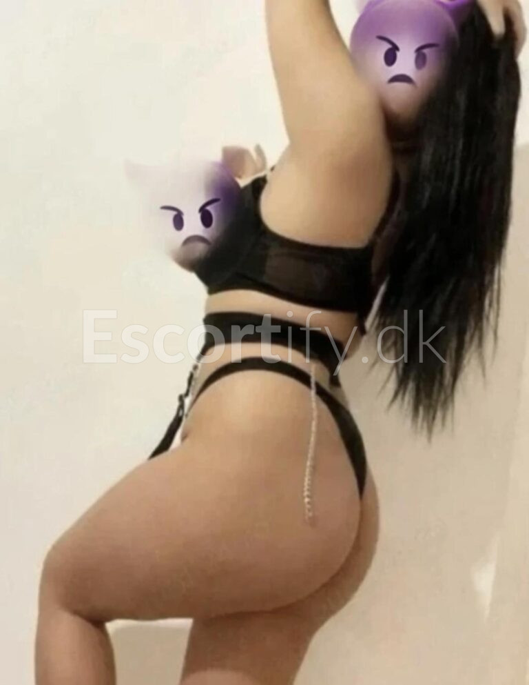 New Party GirlAalborg incall & outcall the best anal
