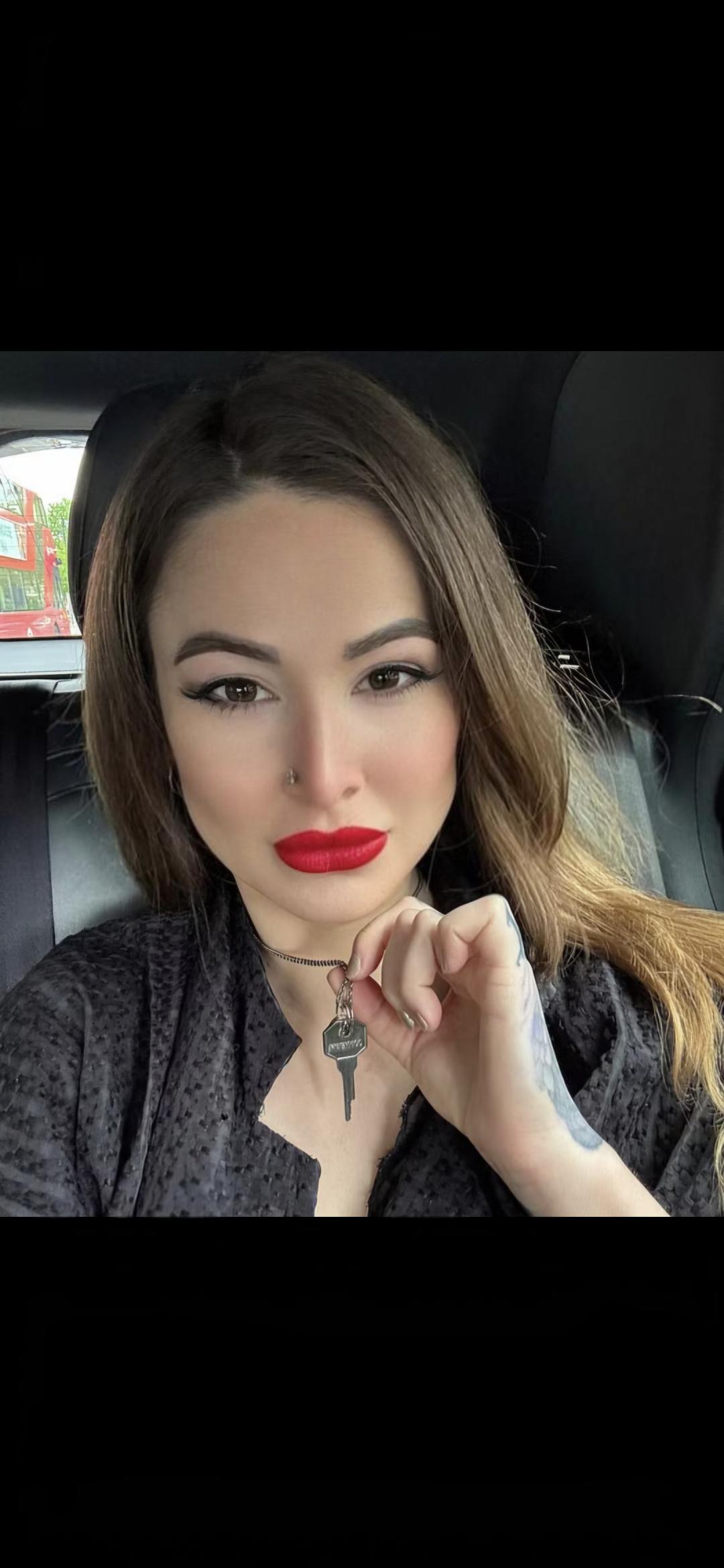 MISSRAVEN IN AALBORGBDSM,FETISHES,WS AND MORE