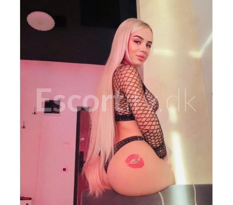 Hi guys new girl in city very excited to meet new people in skive Very tight pussy Tongue kiss  FULL SERVICE ⭐️ DEEP/COCKTAIL/ROLEPLAY/FOOTJOB/BLACK KISS/OWO/