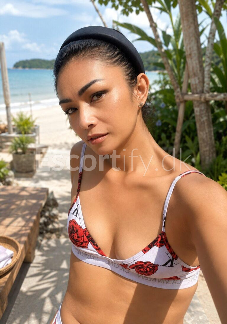 Hej SkatSøde Thai Linda er her i Næstved.Only short time here.️