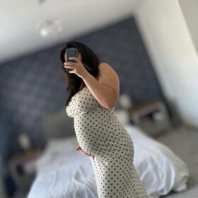 Tag mig naturligt eller med diskret i min lejlighed i Aarhus S KUN SERIØSE HENVENDELSER START PRIS 1100 MIT NAVN ER Cecilie