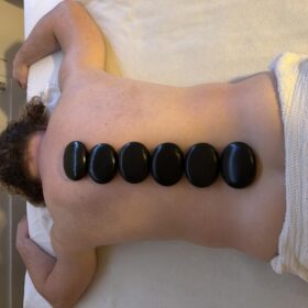 Odense C, bedste Traditionelle Thai massage ️smilende Thaipige med god service ️Fysiske skavanker eller smerter i muskler️ Fyn