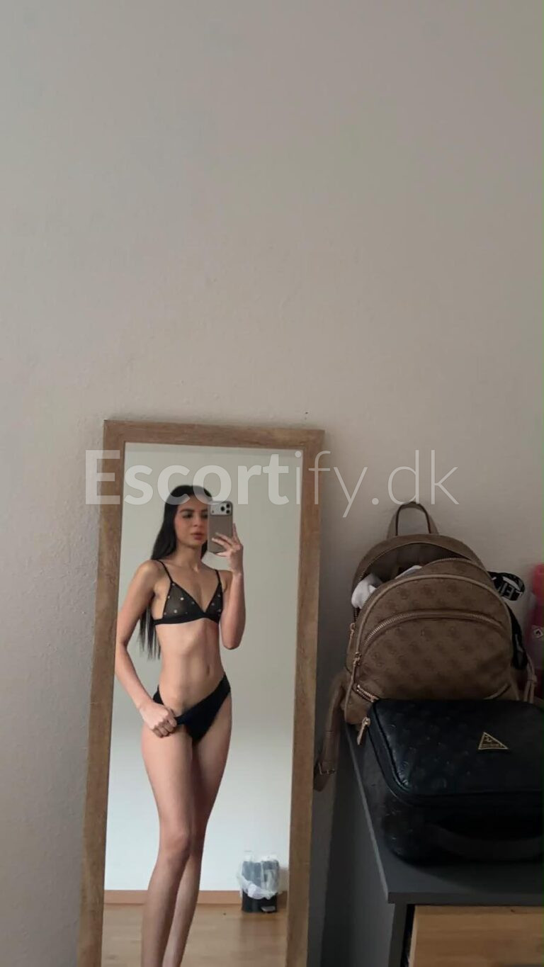 Aalborg ‼️ Dana 20 years old  Anal️ bj without  finish face  deepthroat squirt