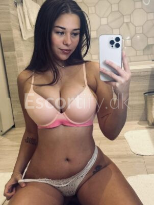 ️‍Available service, , sweet. honey ️‍️accept Revolut, cash (Kr), Euros Movilpay.Vejle 7100