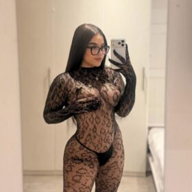 AARHUS 8230 . . SOY UNA CHICA SEVILLANA ESPAÑOLA MUY PERRA ME ENCANTA HACER DE TODO ME GUSTAN HOMBRES MUY SUCIOS LLAMAME ESTARE ESPERANDO ACEPTO PAYPAL REVO
