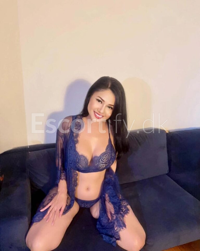 OPEN IN AALESTRUP THE PERFECT GIRLFRIEND EXPERIENCE – SWEET, CLASSY AND SECRETLY WILD ️