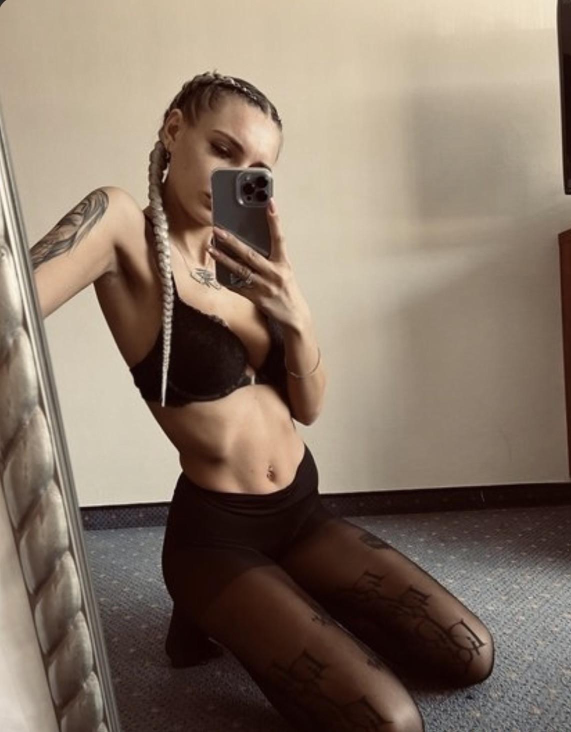 Aida️PARTY GIRL️️outcall-incall