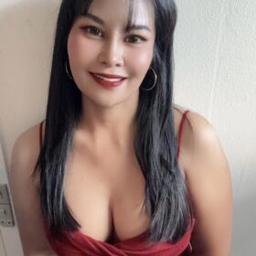 Alinda Now in Aalborg Top Massage Therapy by Professionel. Thai traditionel massage with experience