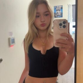 BETTINA BEST SERVICES & NAUGHTY GIRL