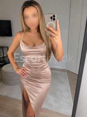 LuxuryAngelicAnastasiaBORDING REAL GFE REAL KISSES THE BEST SERVICE 100% REAL PICTURES
