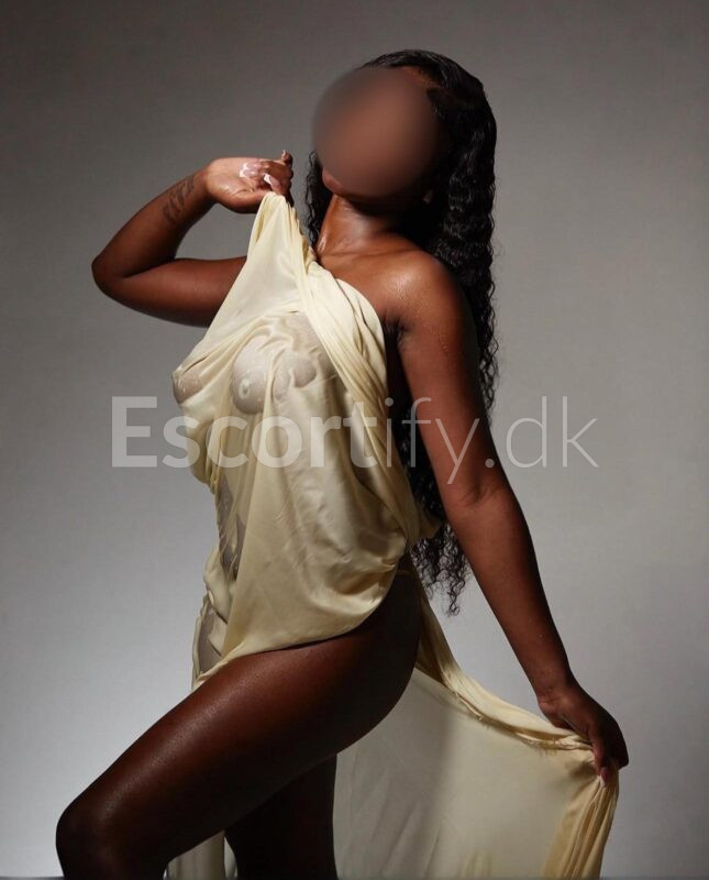 New Hot Sandy IN TOWN AARHUS C 66562935 Am 23 years with ⭐️Real photo