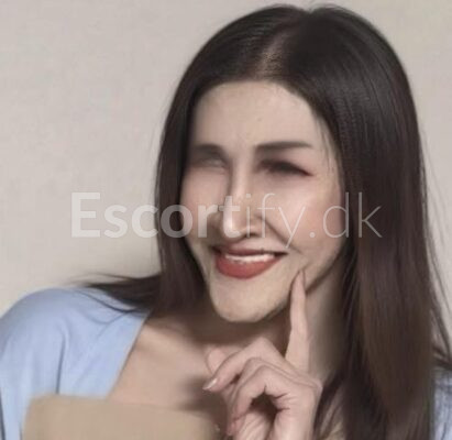 🇹🇭Lisa, Hobro god massage.  …....Specialist i prostata……..B2B + BJ uden. Ring nu 27570118