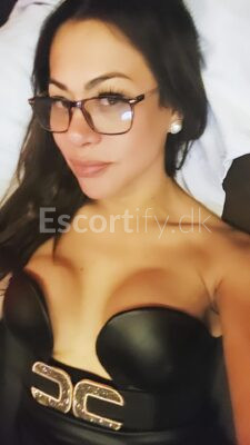 //TRANS LATINA/IN VEJLE //DOMINANT// MISTRESS//TRANS MEGAN for all you fantasies/ IN /.⭐️#revolut #cash I//18 c