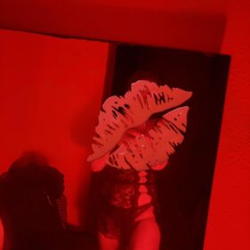 Hello guy i’m Tanya will give you comfortable and nice massage